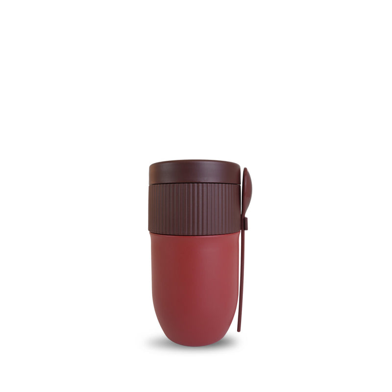Sagaform Ted yoghurtmugg med sked 32 cl – Bordeaux